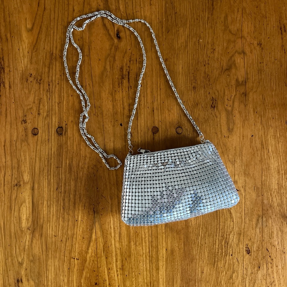 ๐ Last Call - Vintage Silver Mesh Metal Evening Bag - Picture 1 of 12